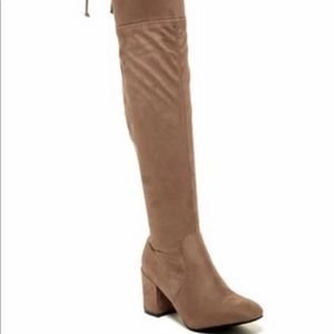 CATHERINE MELANDRINO SUEDE BOOTS PRE-OWNED TAUPE